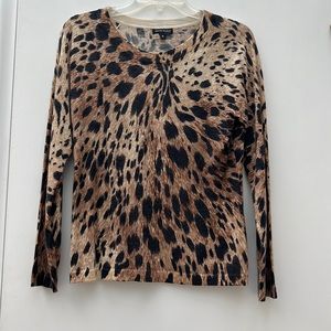 Anne Klein Cashmere Leopard Cheetah Print Long Sleeve Crew Neck Soft Sweater